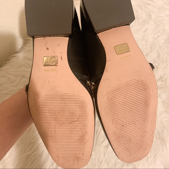 Black Leather Loafers With Gold Chain Detail. - Picture 4 of 4